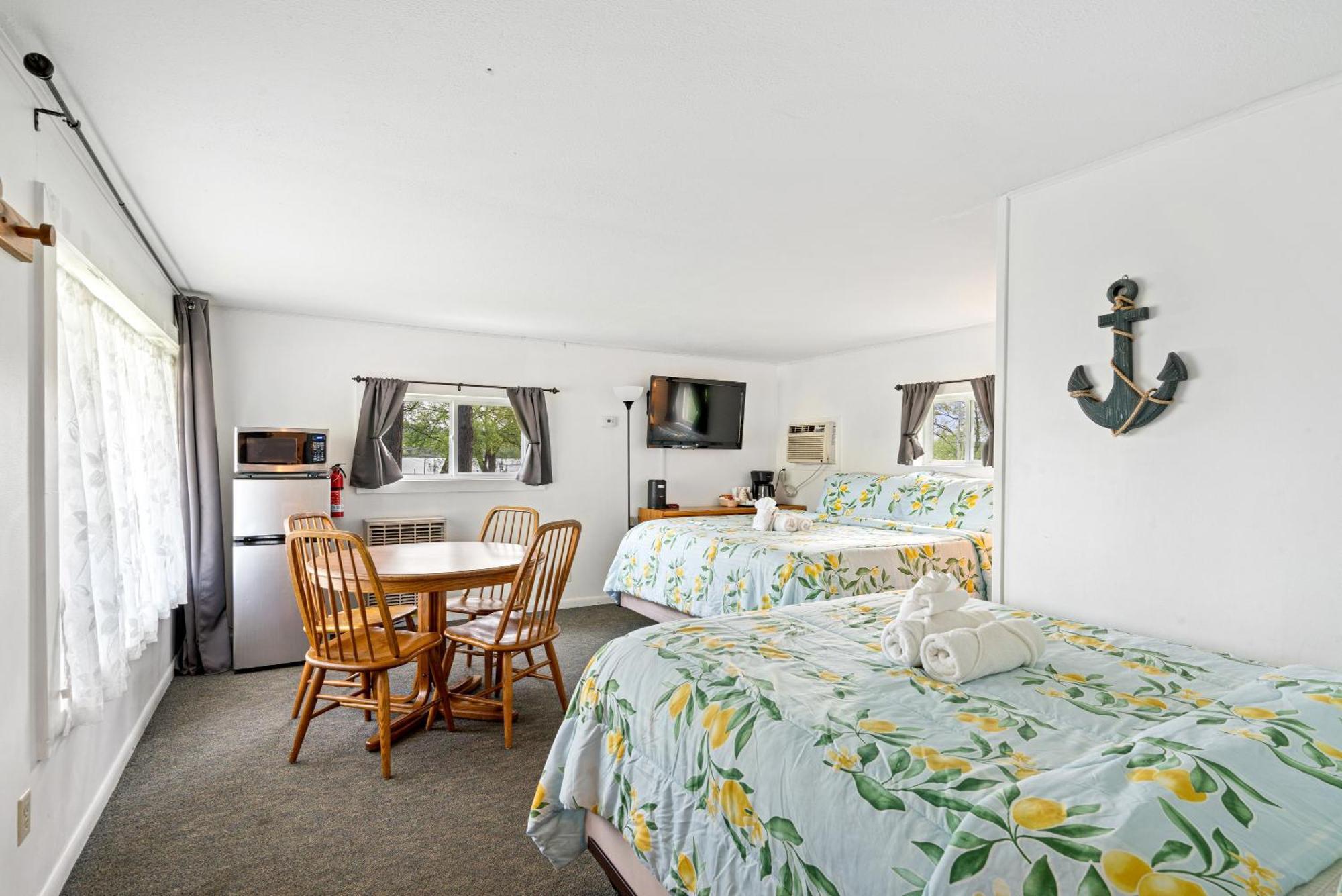 Motel South Arm Retreats East Jordan Exterior foto